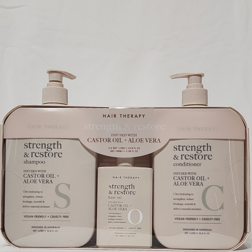 Hair Therapy Castor Oil + Aloe Vera Sampoo, Condioner and Hair Oil Set